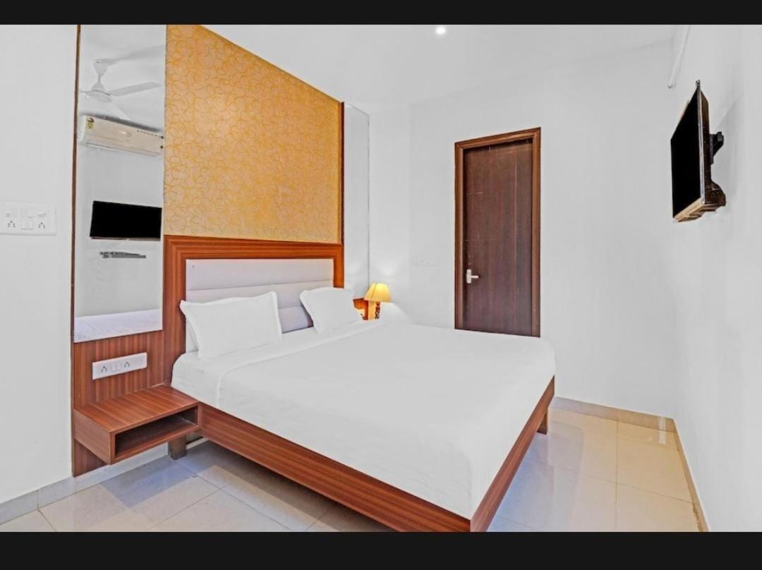 Akshatha Home Stay Bangalore Exterior foto